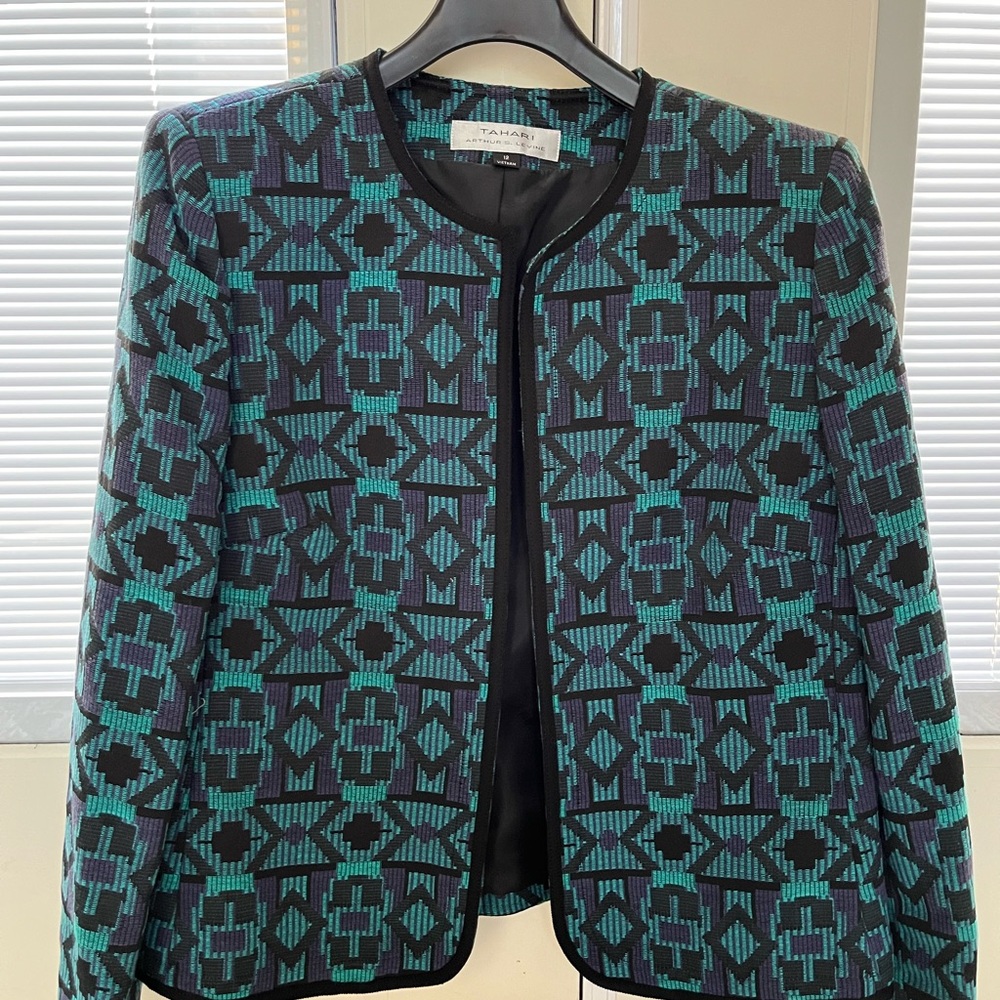 Tahari Geometric Patterned Jacket in Teal and Black